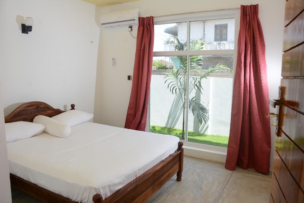 Hotel Tobiko Trincomalee Buitenkant foto